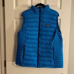 Blue patagonia puffy vest
